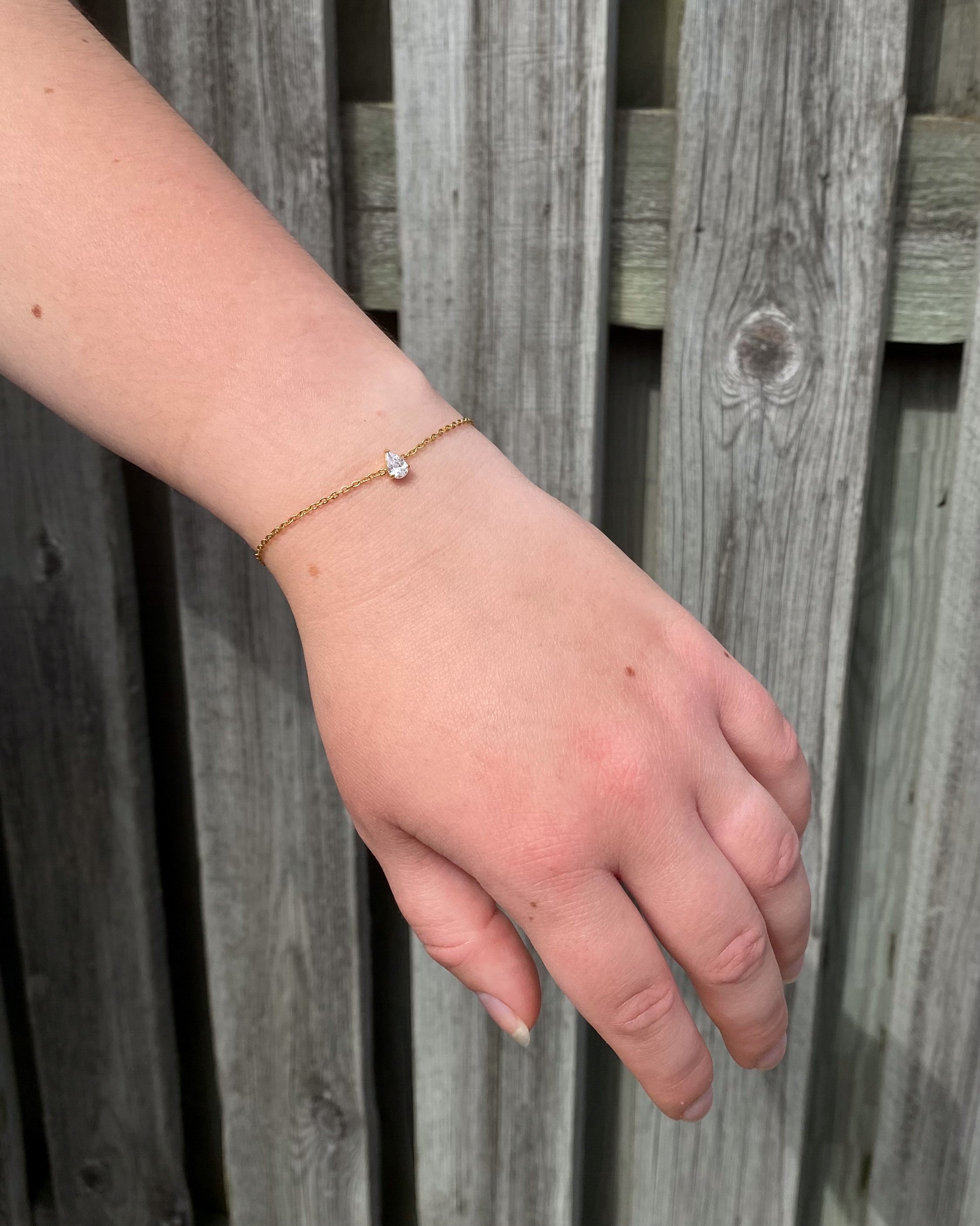 Droplet Spark Bracelet